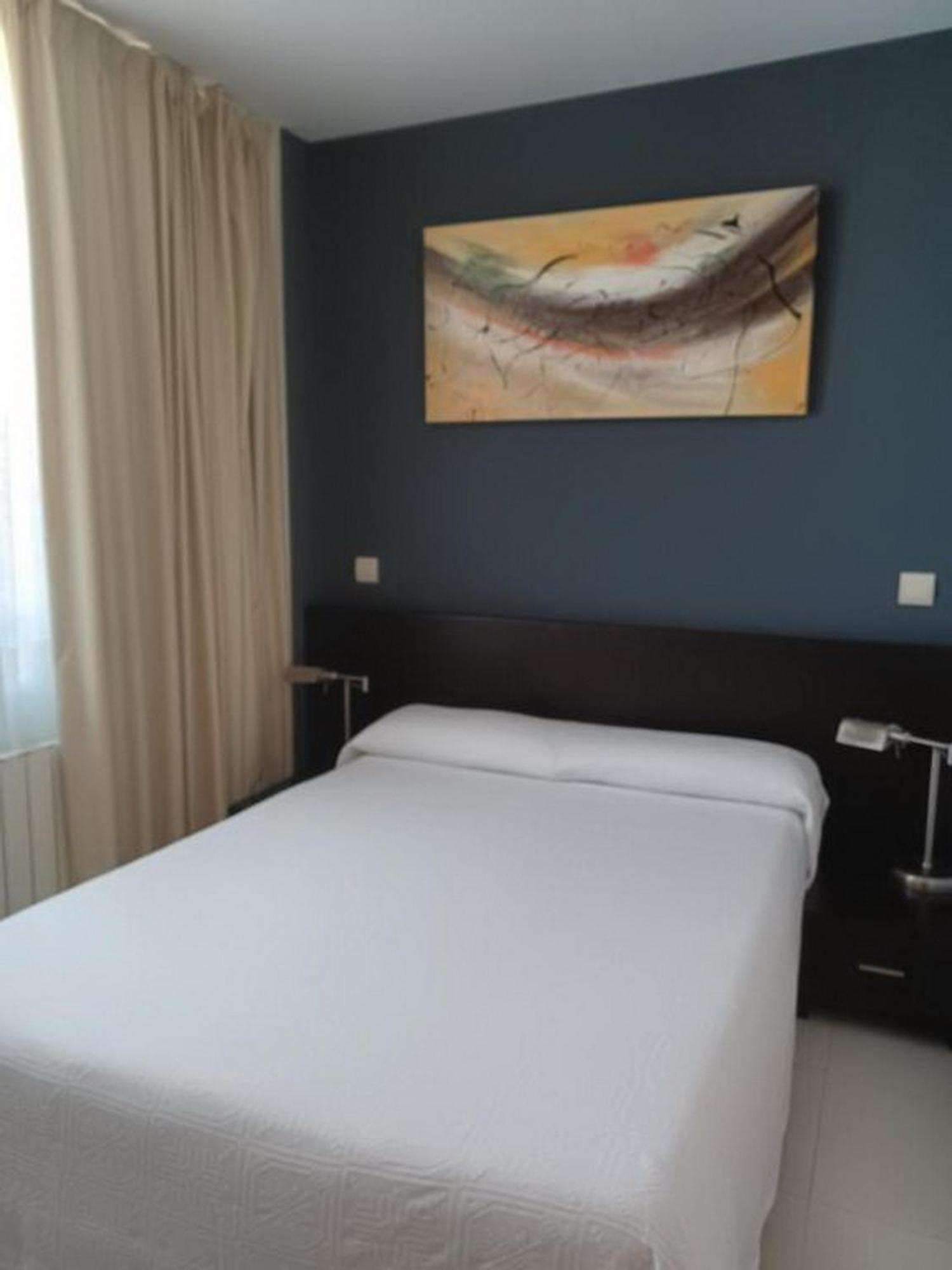 Apartamentos Playa De Portio Льєнкрес Екстер'єр фото